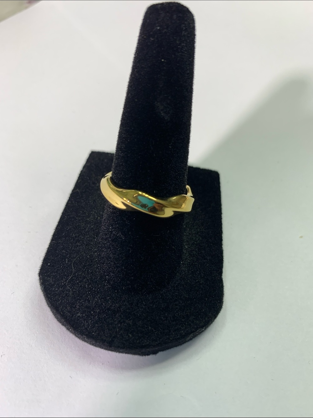 Gold Tone Twisted Band Ring Size 7 - Women's Jewelry New